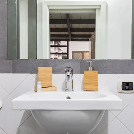 Trevi Modern Loft Apartment