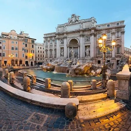 Spacious Modern Loft Steps From Trevi Fountain * Roma