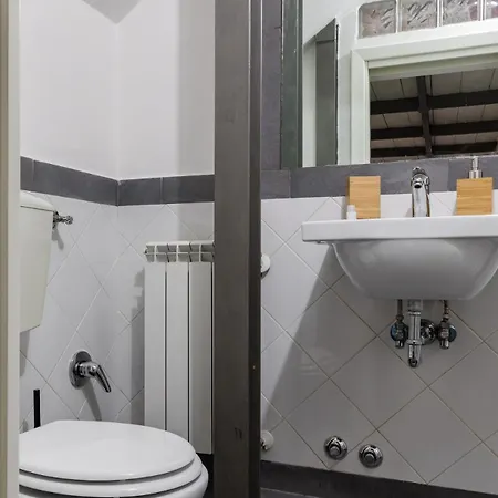 Trevi Modern Loft Apartment Apartment